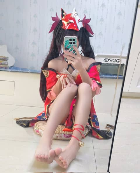 是谁把这些照片放进我的相册里的 你承认是你的相册了
