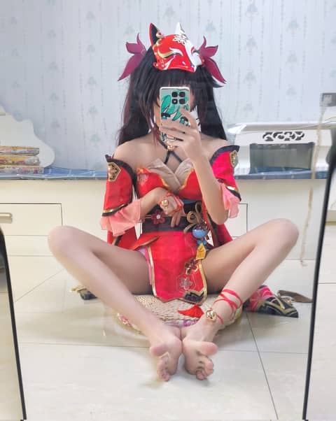 是谁把这些照片放进我的相册里的 你承认是你的相册了