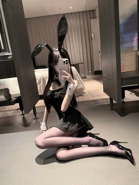 变成小兔小猫 就可以依赖你了对叭