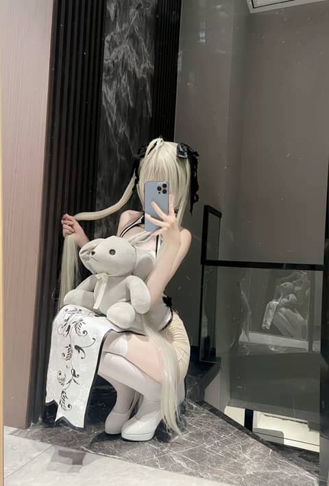 白丝旗袍的妹妹