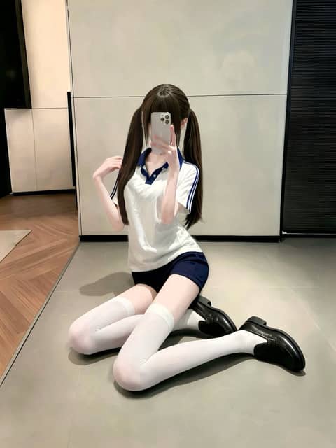 哼