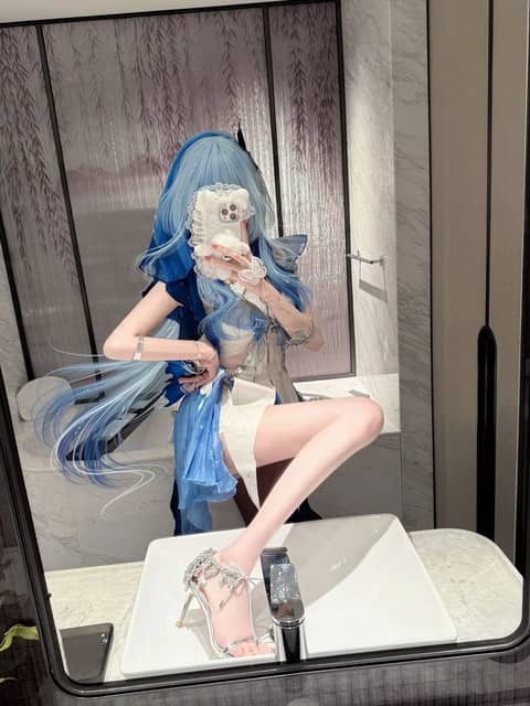 喜欢看jio是吧 给你看