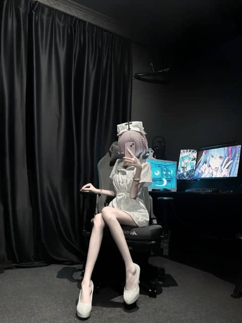 蠢货啊 七草荠 彻夜之歌 cosplayㅤㅤㅤㅤㅤㅤㅤ