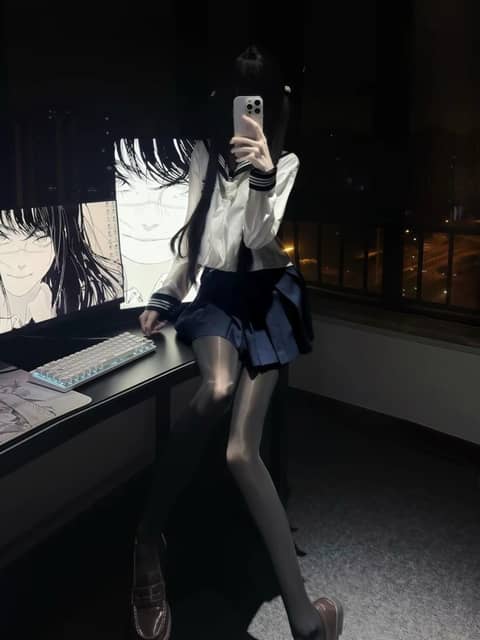 属于你的厚丝jk 女高 bdsm