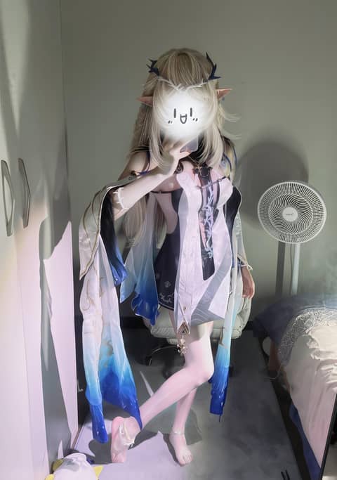 君子之交固然高尚 但狐朋狗友听起来就很毛茸茸啊 鸣潮 卡提希娅 cos