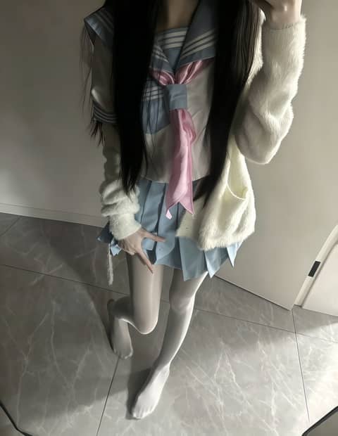 摸摸小猫头 生活不用愁