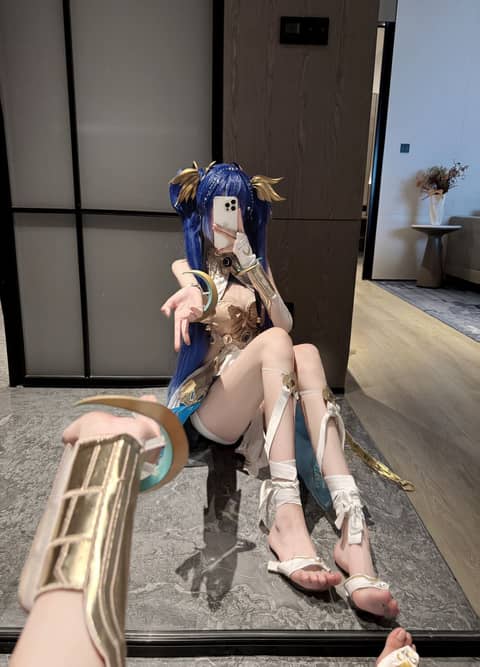 多喜欢我一点