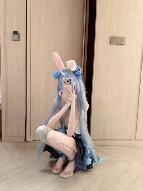谢谢你送我兔耳 但我本身就是兔兔呀