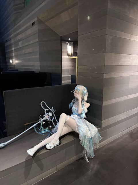 喜欢你才对你装可爱 你以为卖萌很轻松吗