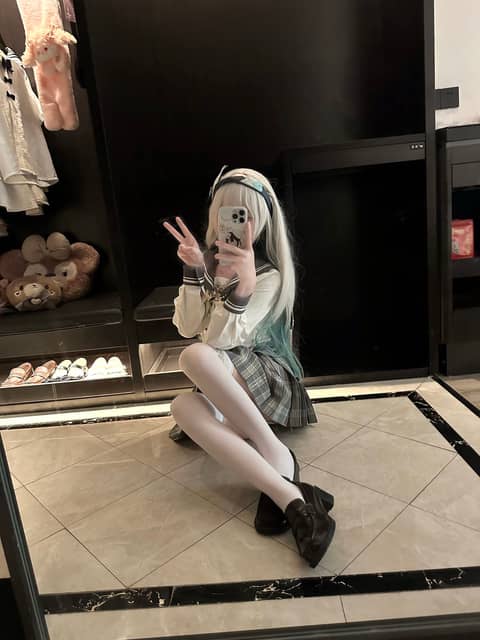 cos cosplay coser